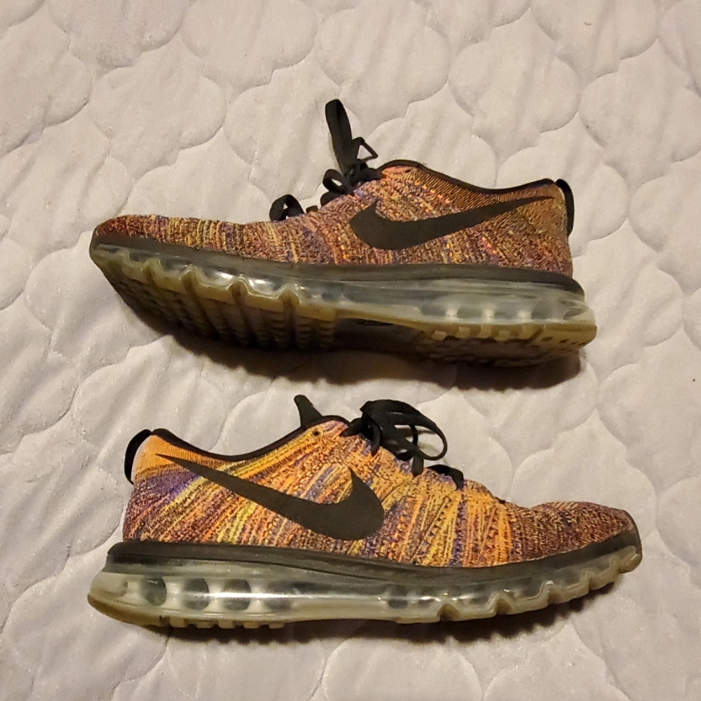 Nike Flyknit Max